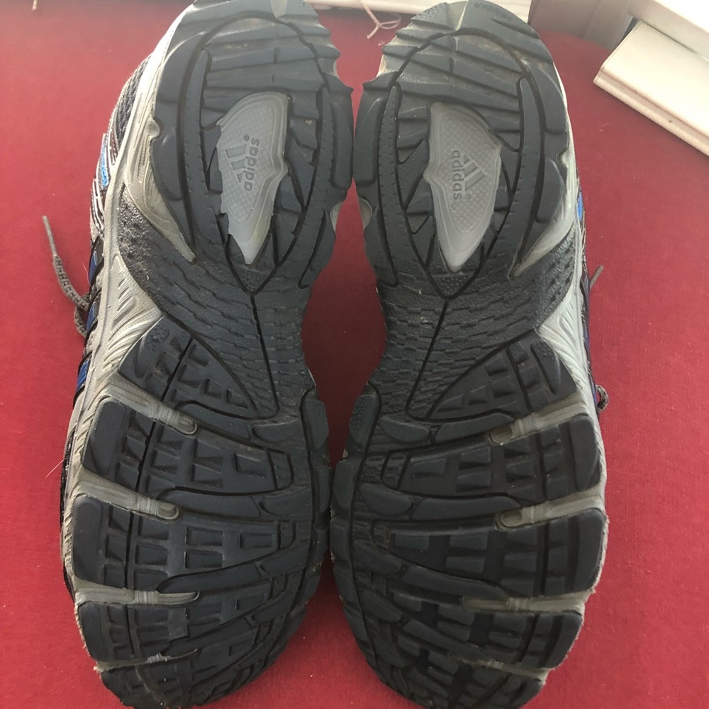 Adidas mens black and blue size 10 sneakers. - Picture 7 of 8